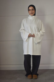 Oversized shirt met losse sjaal - roomwit