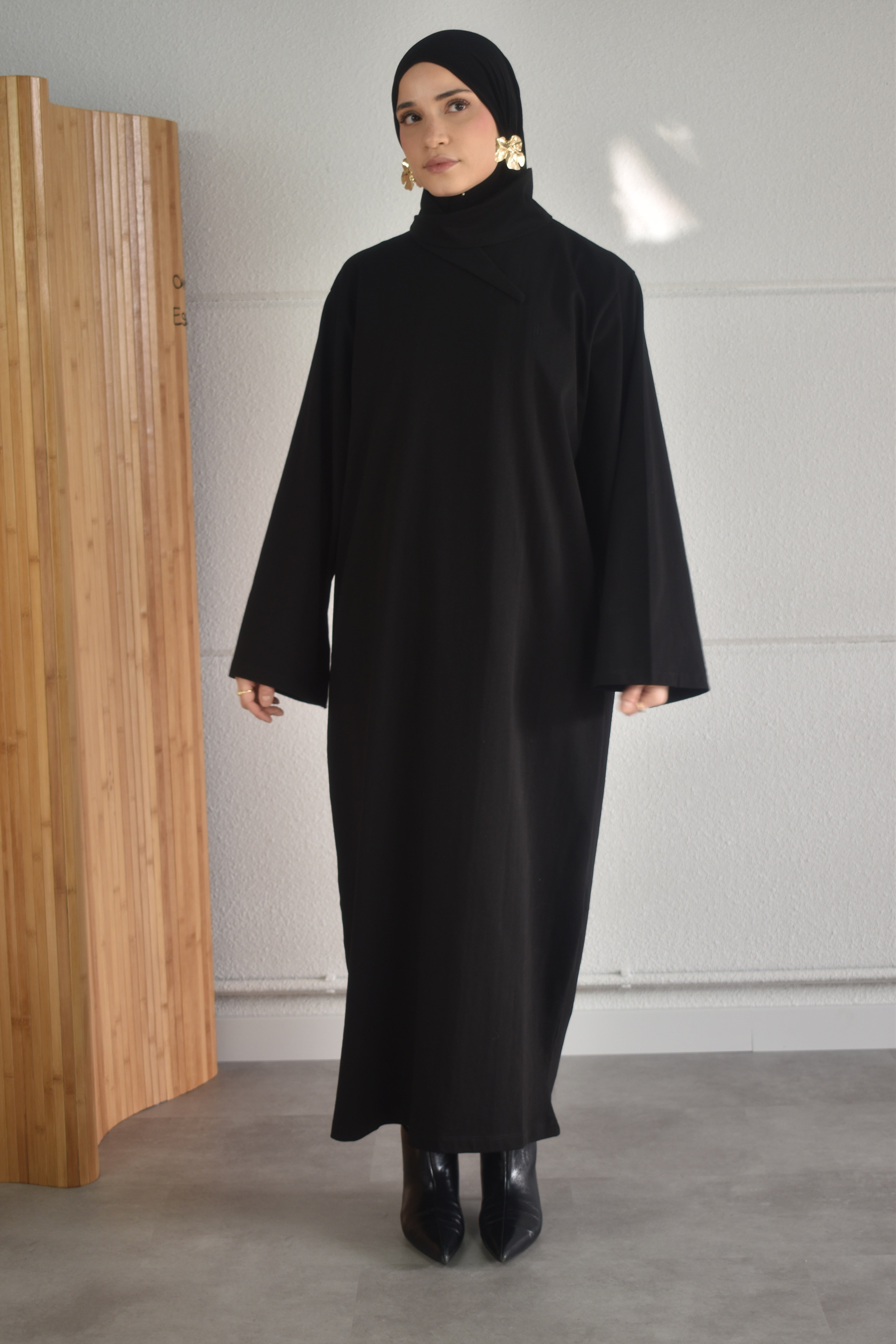 Oversized jurk met losse sjaal - zwart