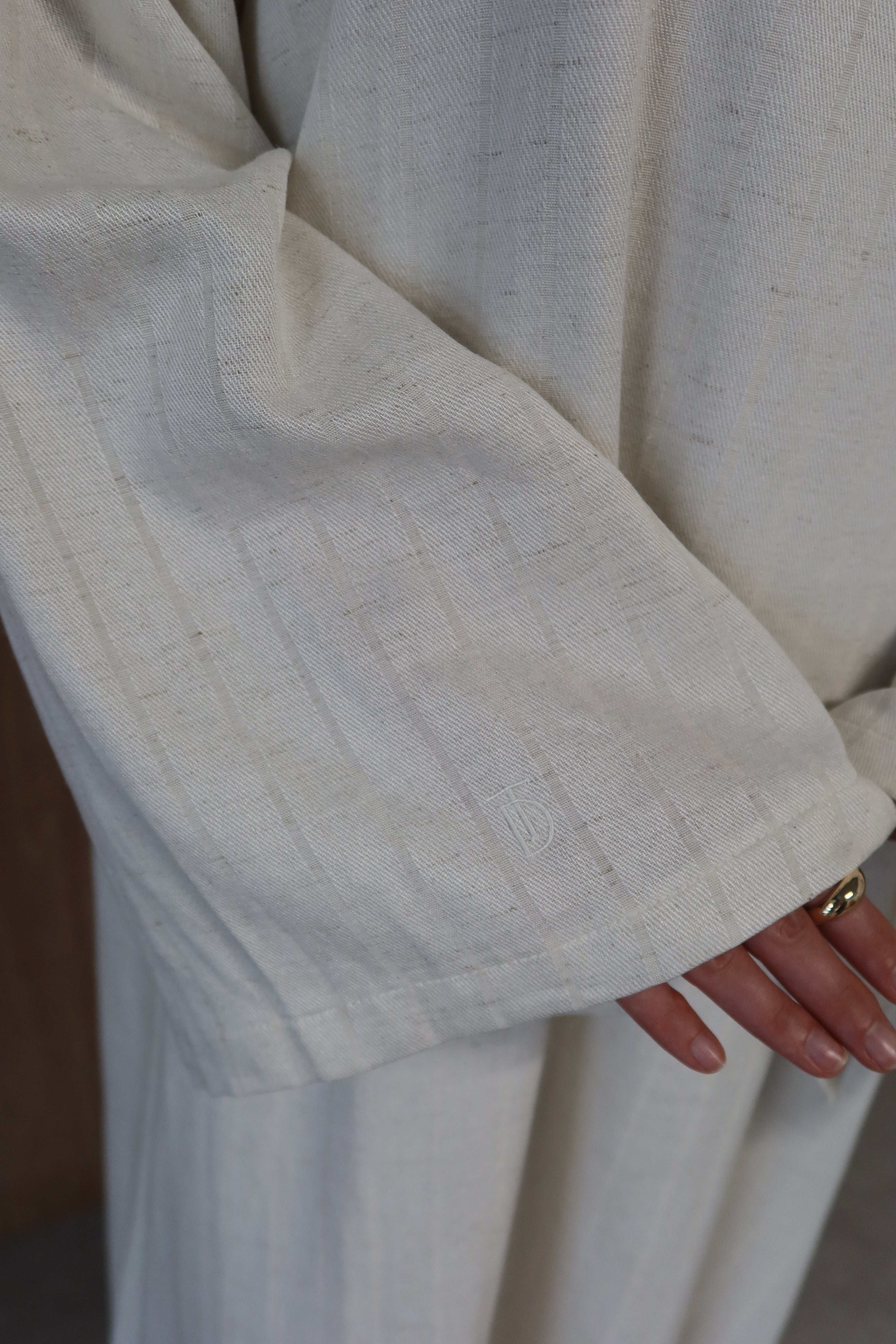 Linnen Abaya met Geweven Streepdessin - Beige