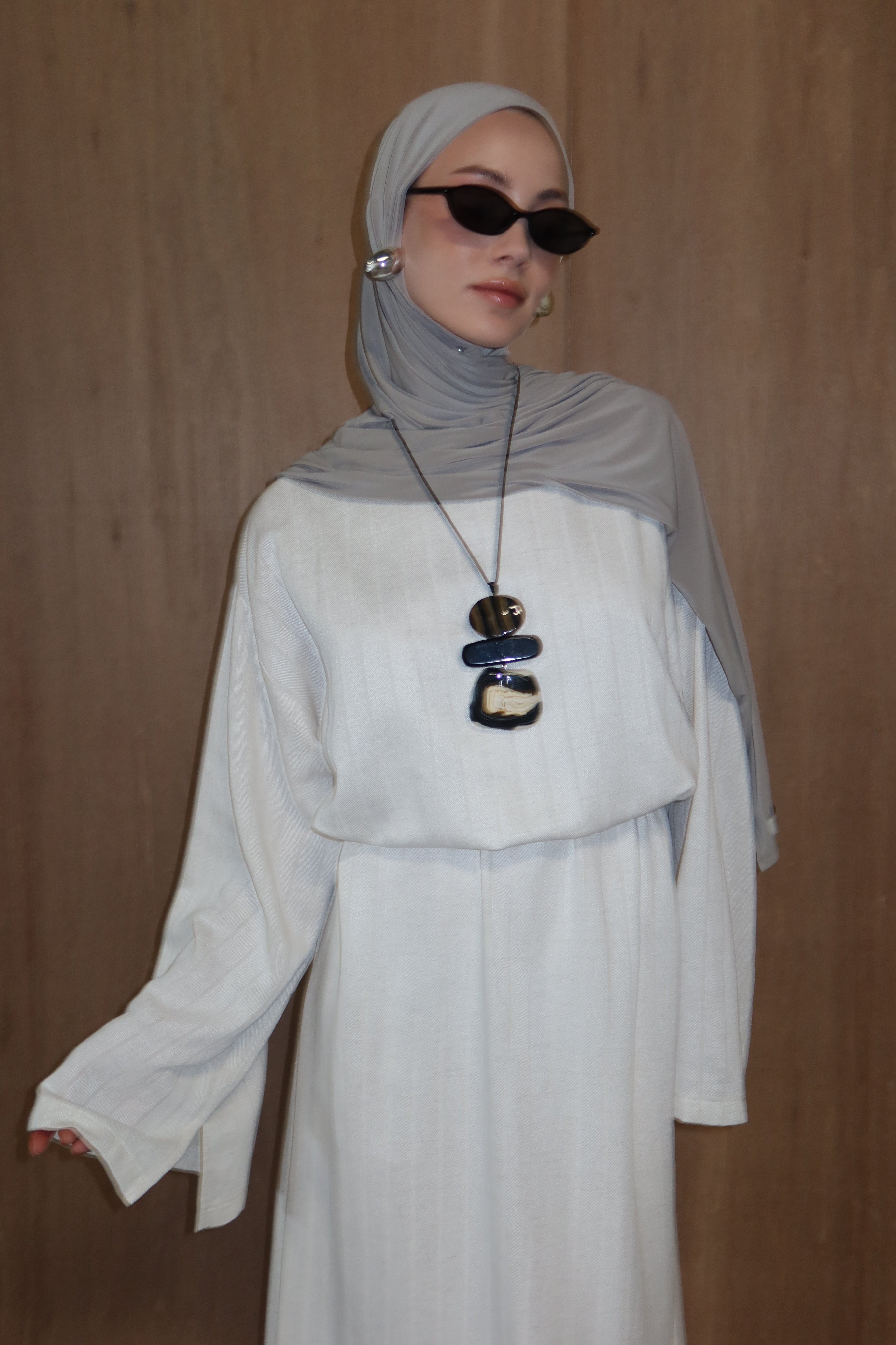 Linnen Abaya met Geweven Streepdessin - Beige