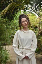 Tweedelige linnen set: rok en blouse -zand