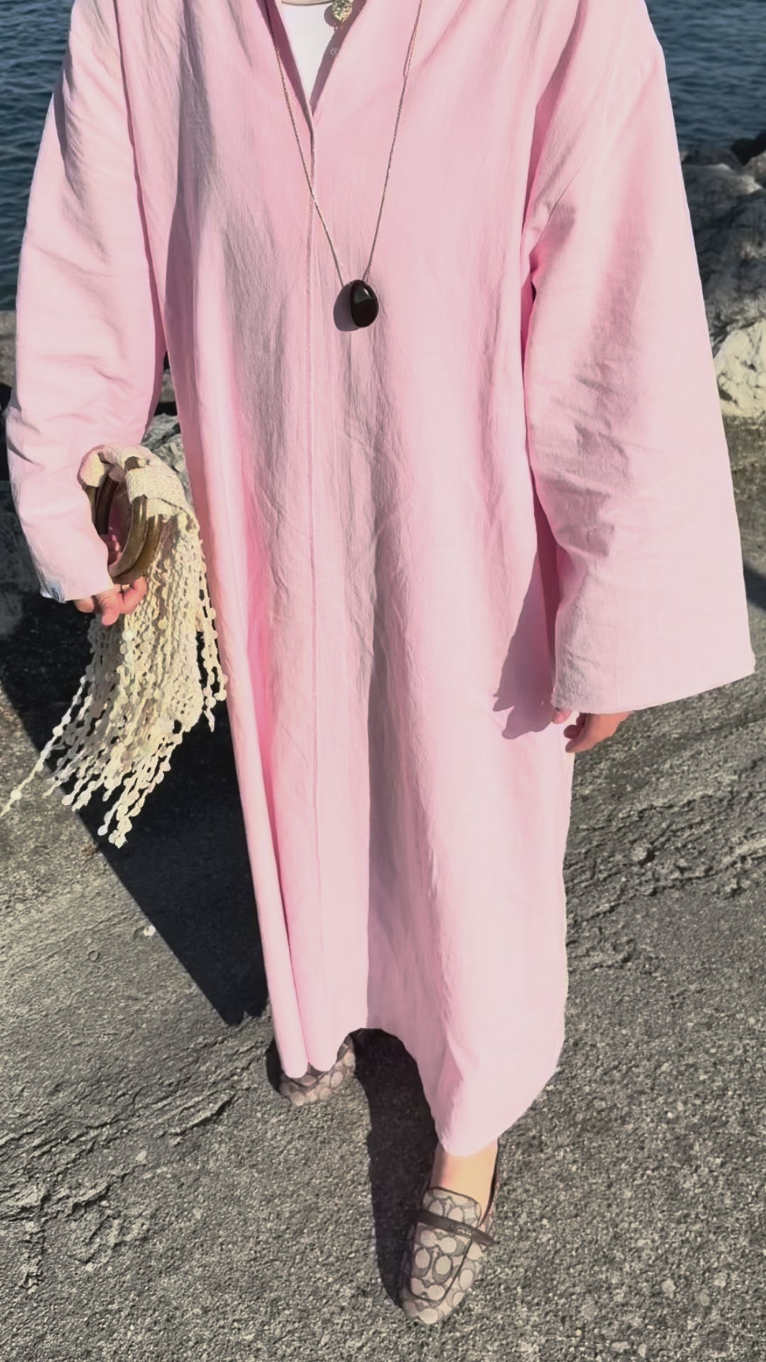 Linnen Abaya met Losse Sjaal – Zacht Roze